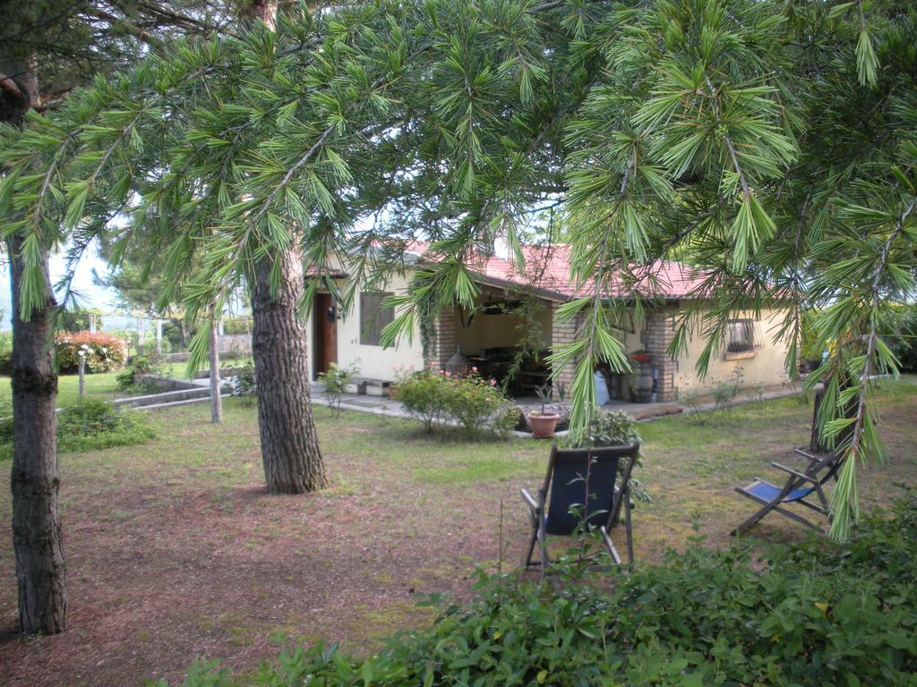 Le Stagioni Casa de hóspedes Loreto Aprutino Exterior foto